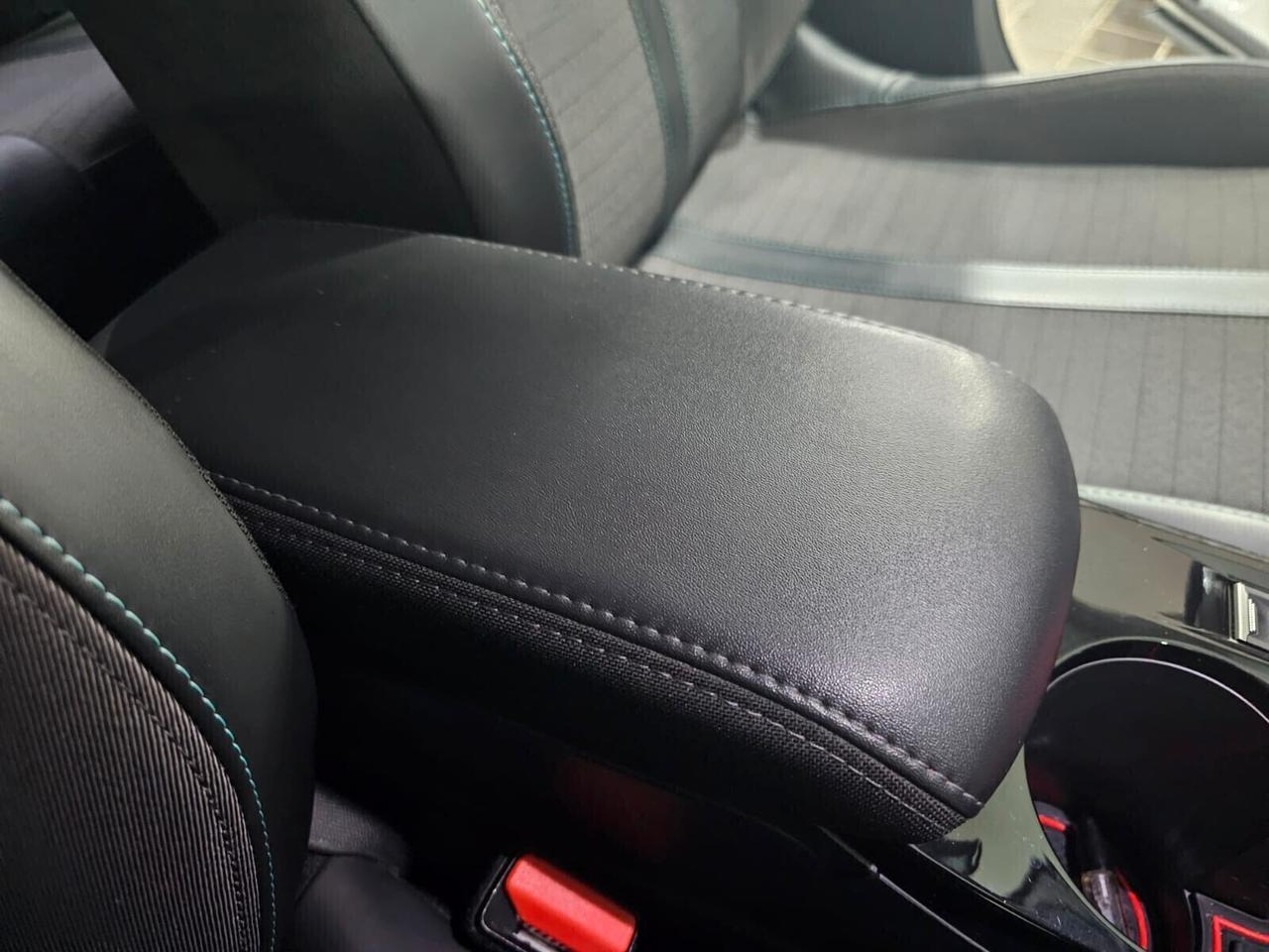 NUOVA PEUGEOT 2008 ALLURE PACK 1.5 BLUEHDI 131CV EAT8 F1