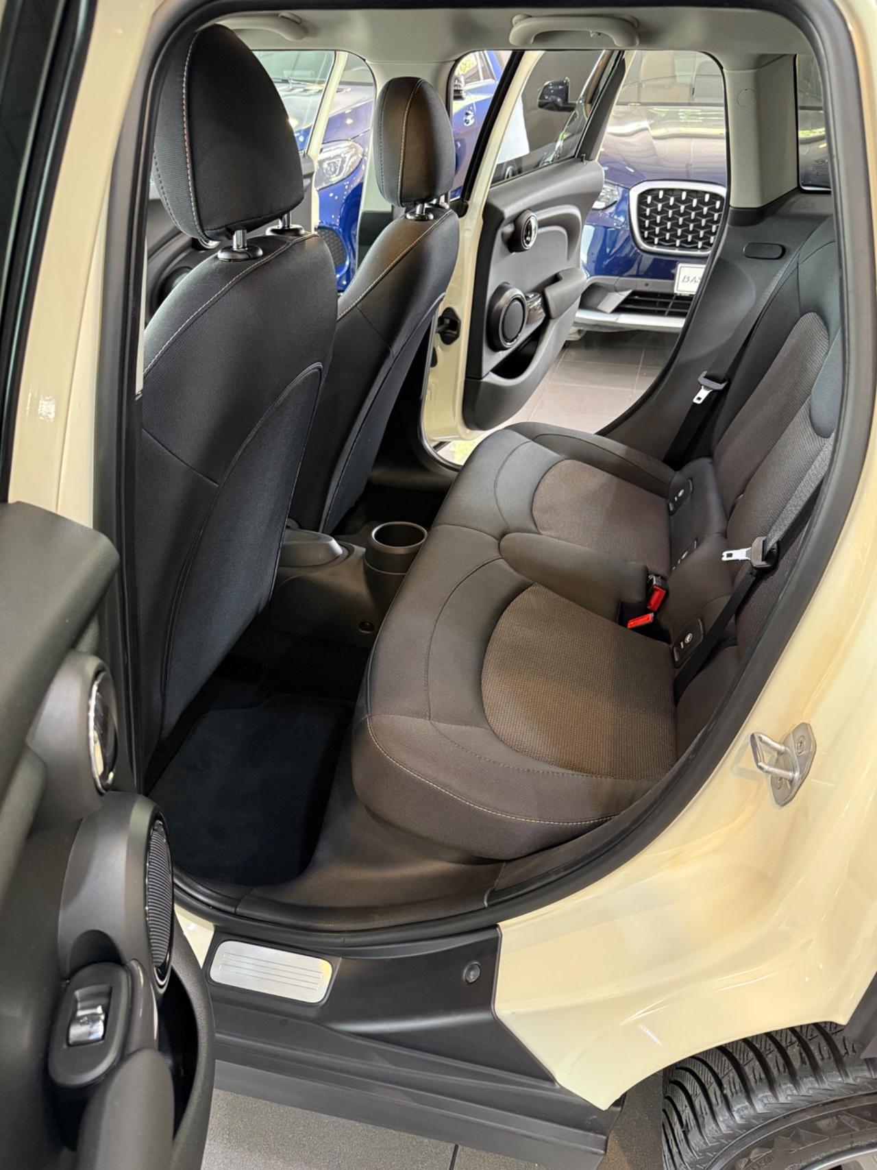 Mini 1.5 One 75 CV 45.000 km Neopatentati