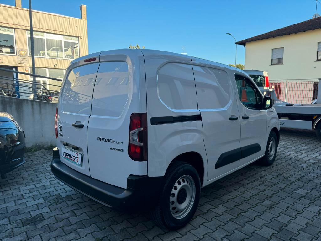 TOYOTA Proace City electric L1 50kWh D Comfort