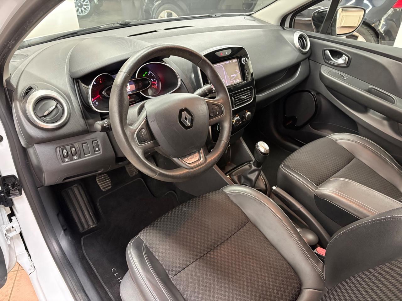 Renault Clio dCi 8V 90 CV 5 porte Duel2 FARI MATRIX LED