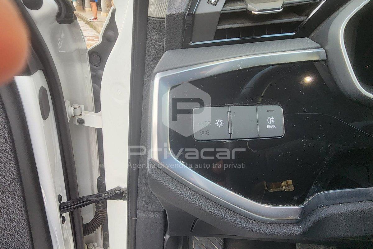 AUDI Q3 35 TDI S tronic