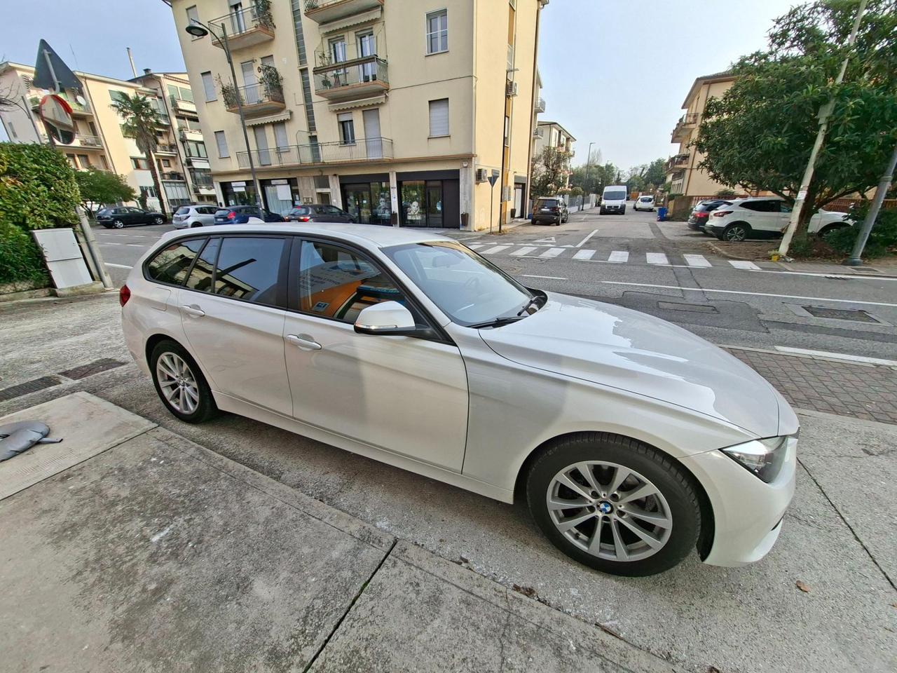 BMW Serie 3 Touring 320d Touring Business Advantage auto