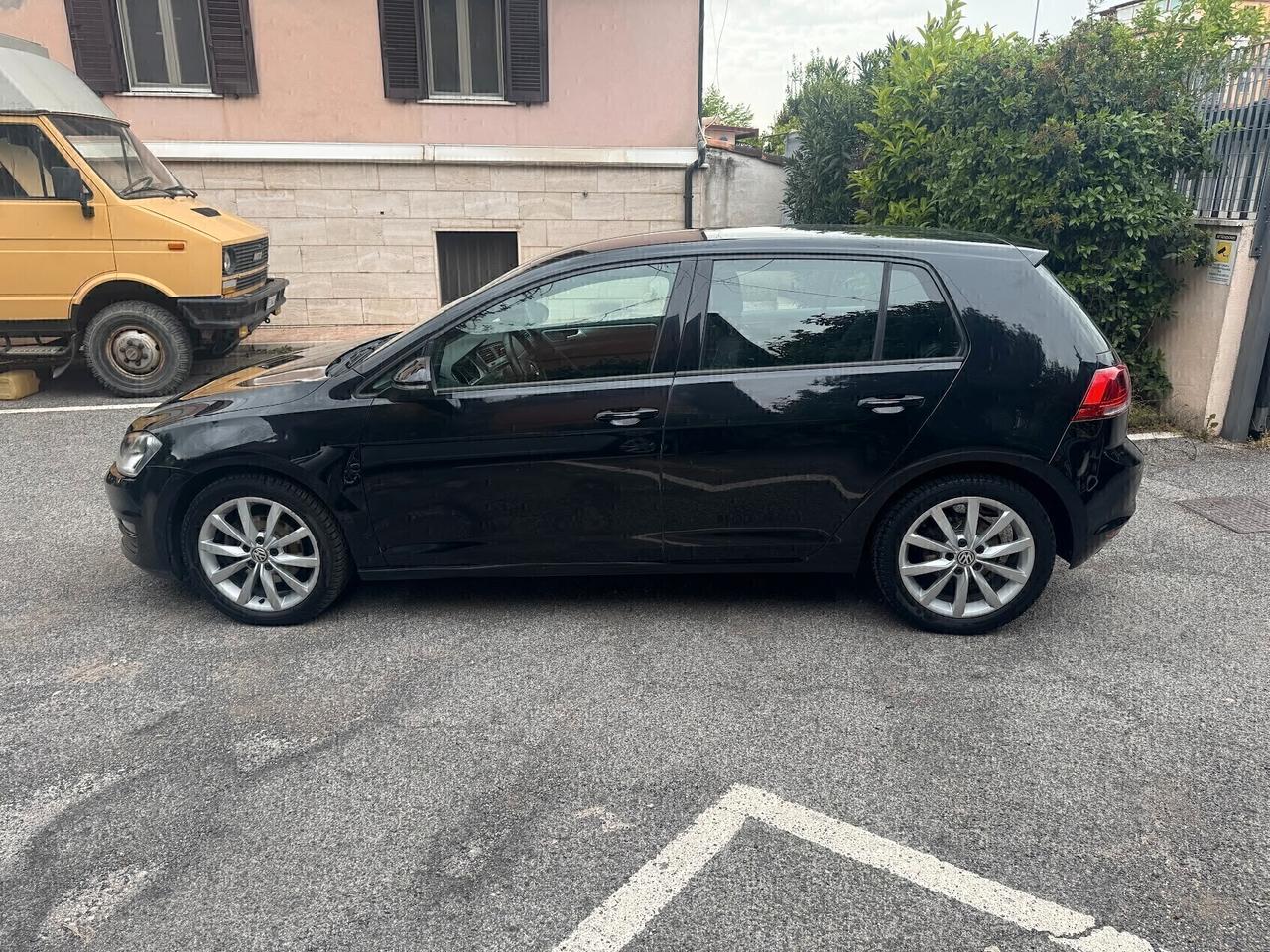Volkswagen Golf 1.6 TDI DSG