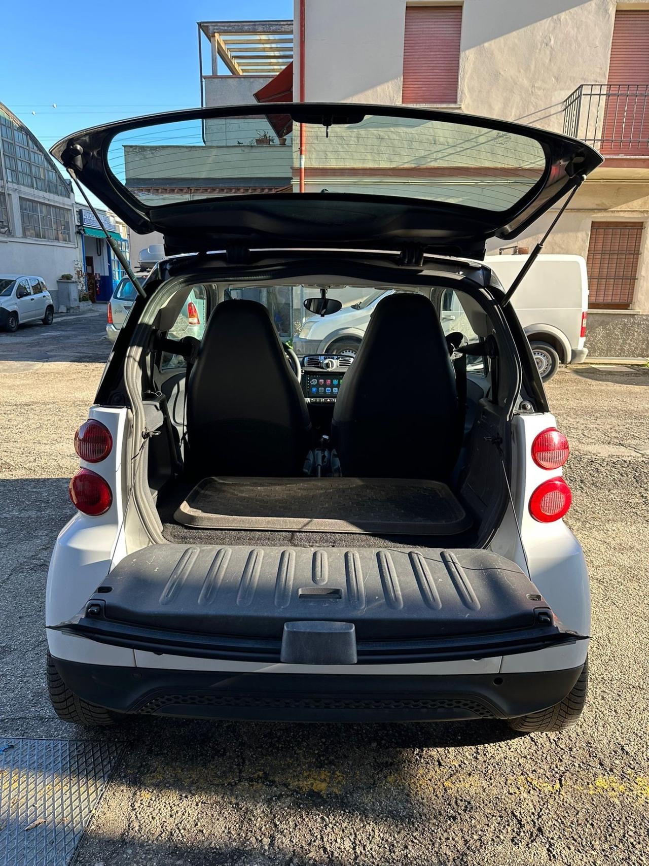 Smart ForTwo 1000 45 kW MHD coupé pure Teen II