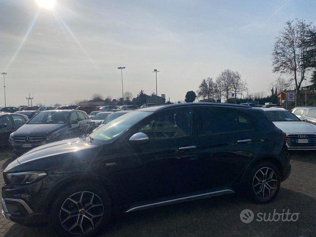 FIAT Tipo 1.0 5 porte Cross
