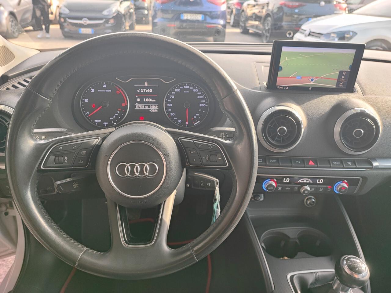 Audi A3 Sedan 1.6 TDI S tronic Sport