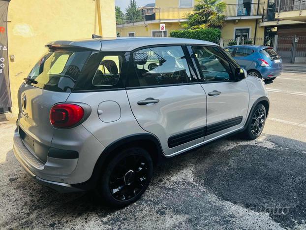 FIAT 500L 1.4 95 CV S&S Cross