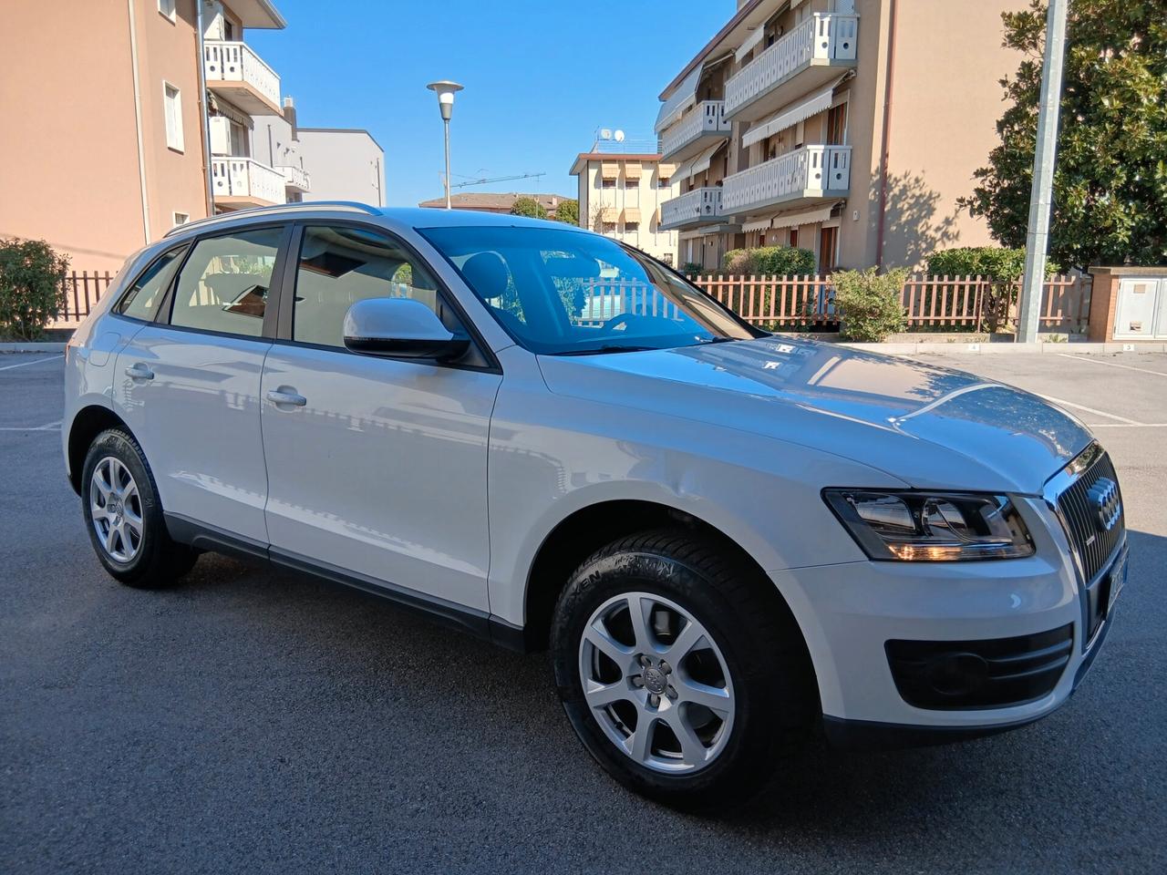 Audi Q5 2.0 TDI 143 CV quattro Advanced pronta consegna