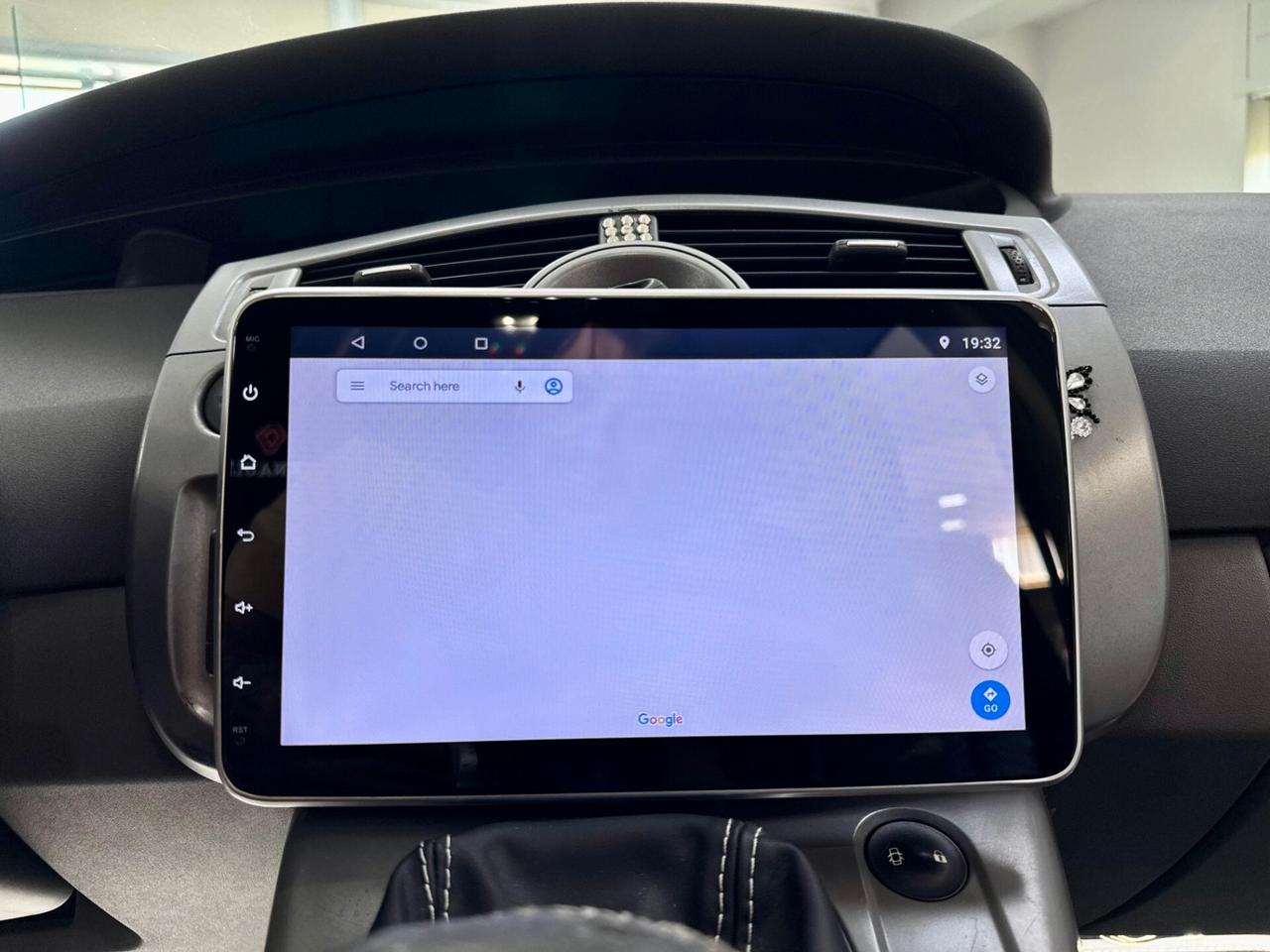 Renault Scenic 1.9 dCi 130CV EDC Dynamique