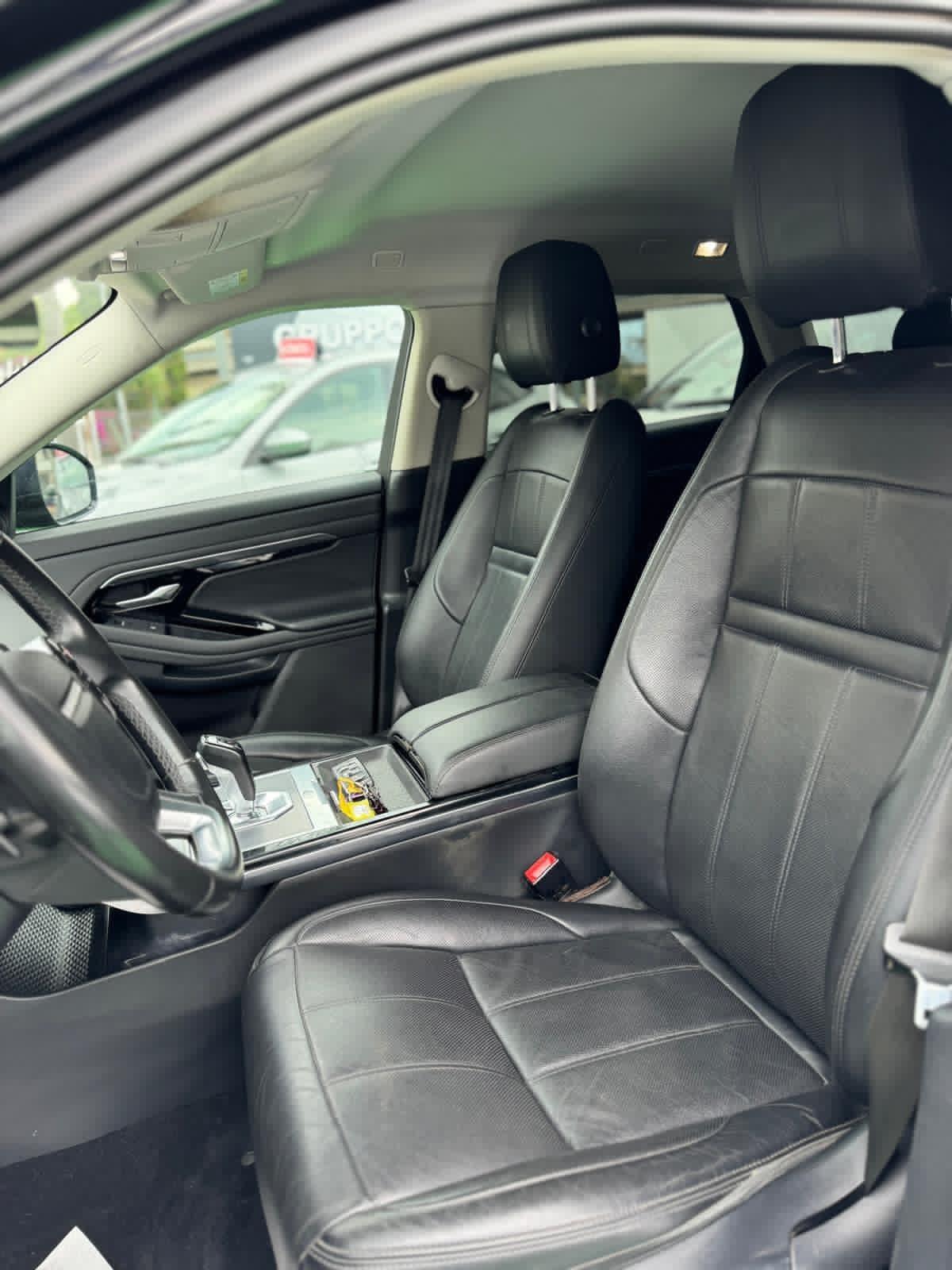 Land Rover Range Evoque 2.0D I4 150CV AWD Business Edition