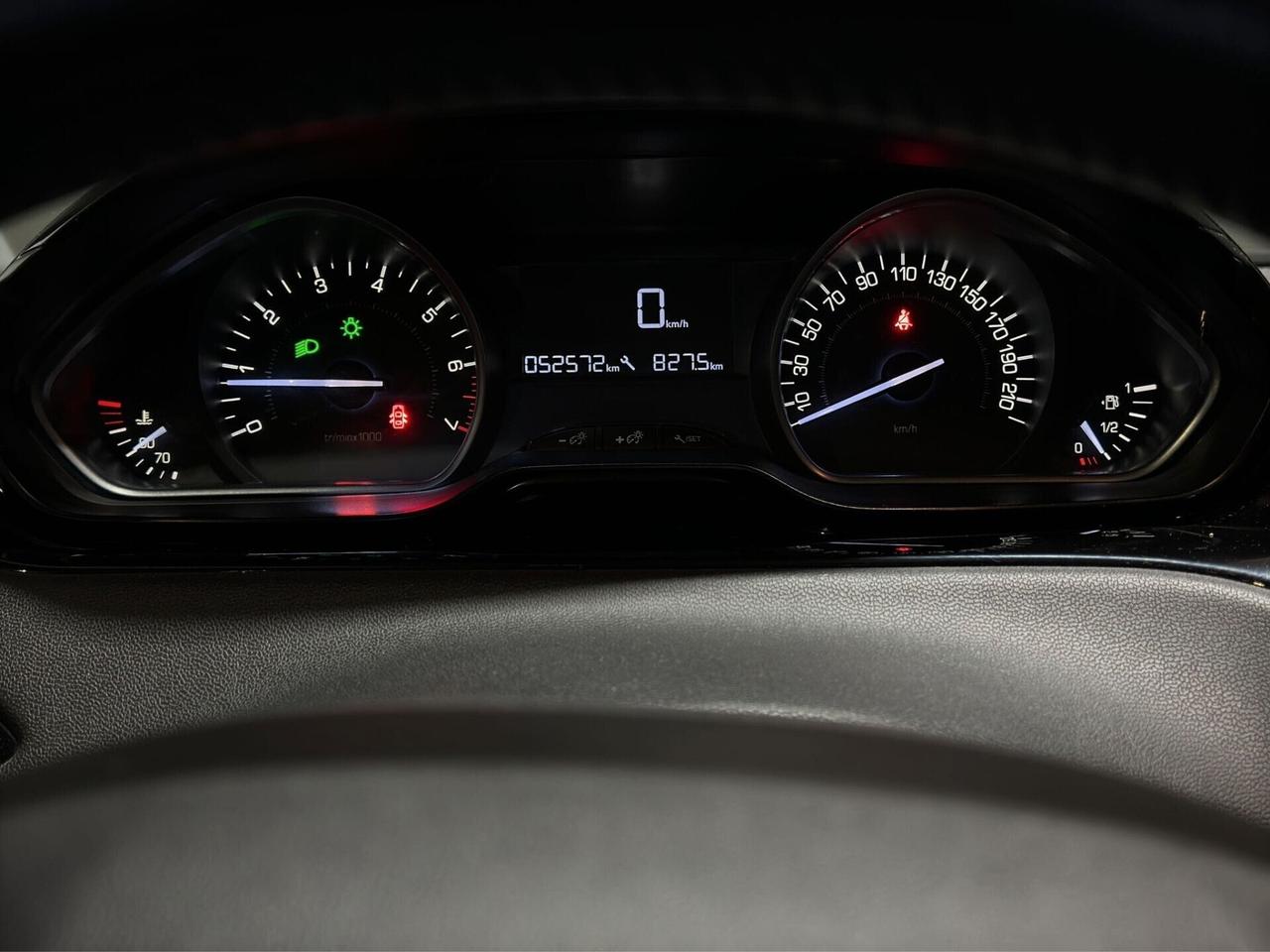 Peugeot 208 PureTech 82 5p. GPL Allure