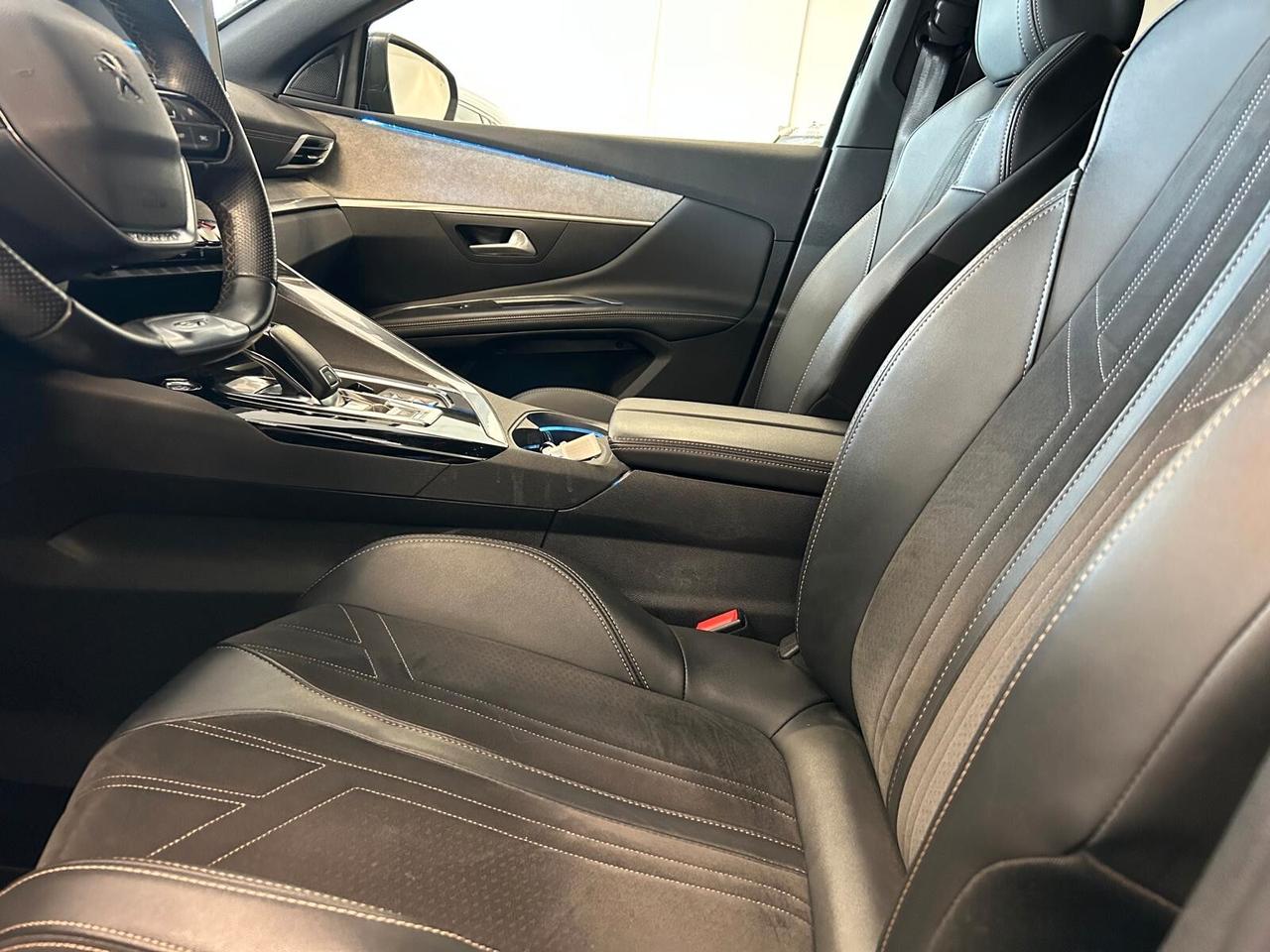 Peugeot 5008 GT BlueHDi 130 EAT8 7 p. SPOTICAR