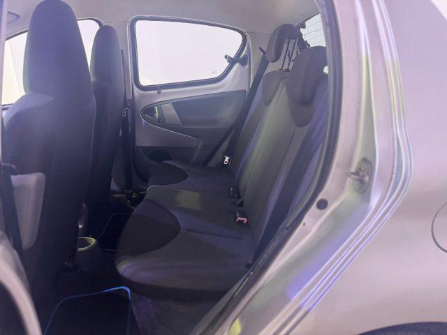 TOYOTA Aygo 1.0 12V VVT-i 5 porte Sol