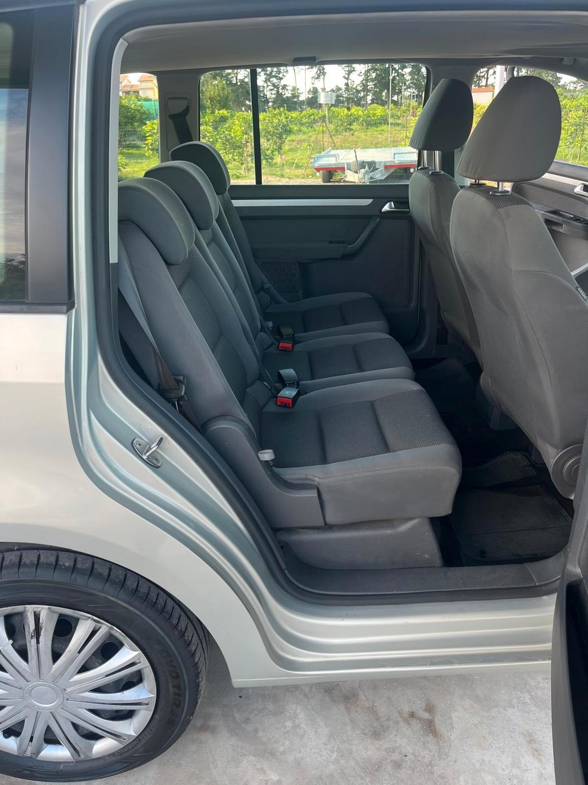 Volkswagen Touran Business 1.6 TDI Comfortline