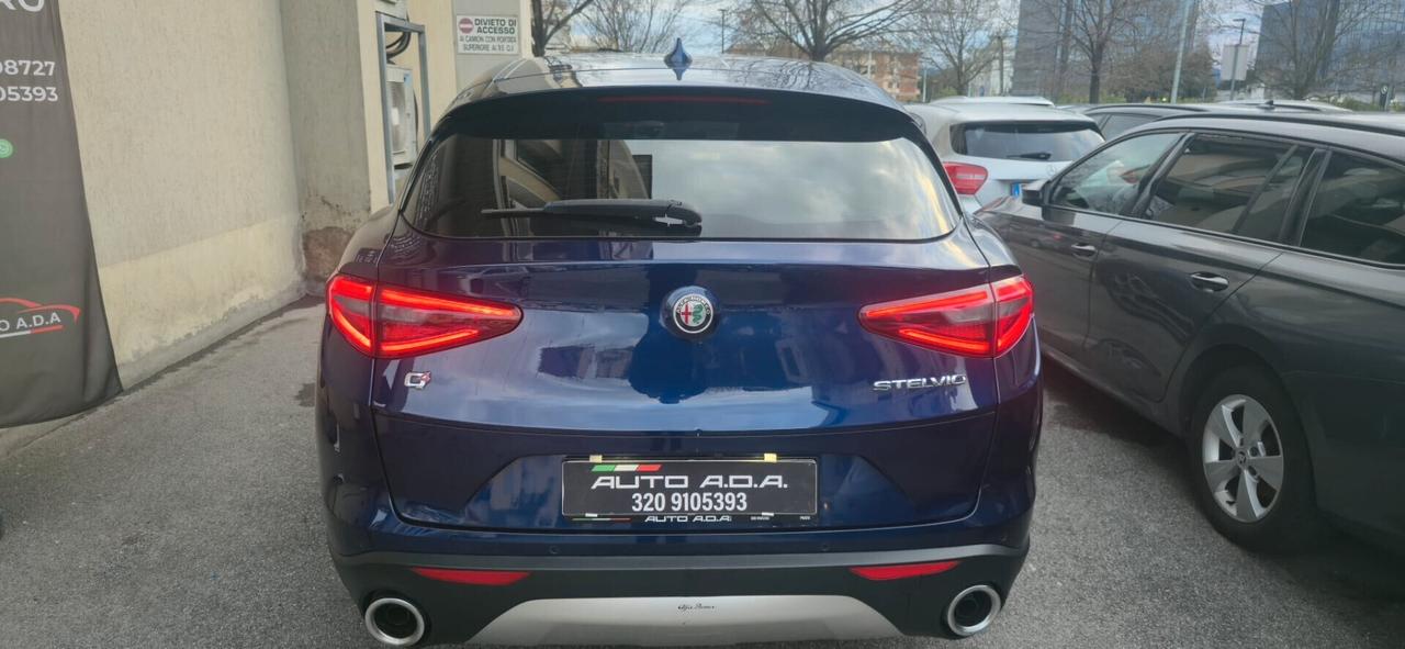 Alfa Romeo Stelvio 2.2 Turbodiesel 180 CV AT8 Q4 Executive