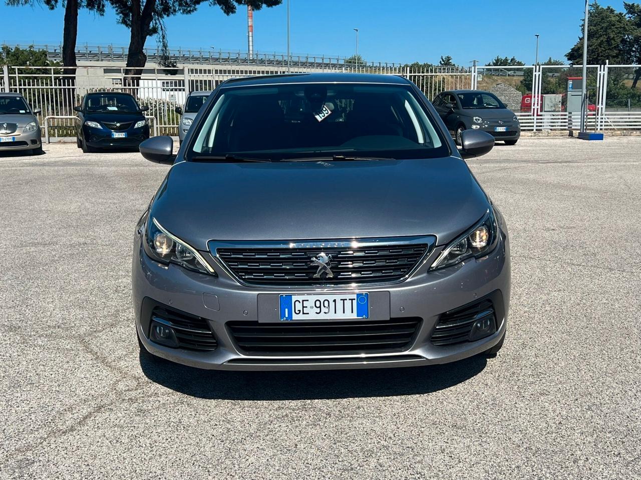 Peugeot 308 PureTech Turbo 130 S&S Allure