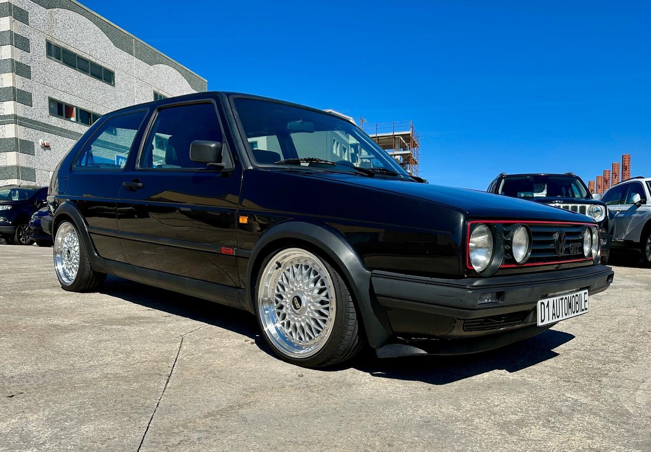 Volkswagen Golf GTI 1800 3 porte 8V