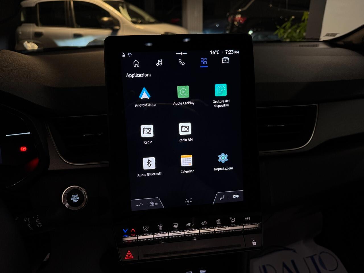 RENAULT CAPTUR 1.0 TCE TECHNO 2025