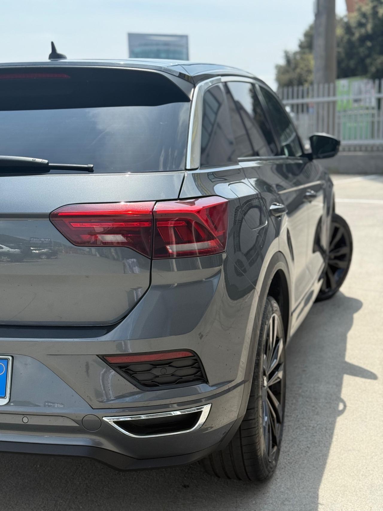 Volkswagen T-Roc 1.5 TSI ACT DSG R-LINE Business BlueMotion Technology