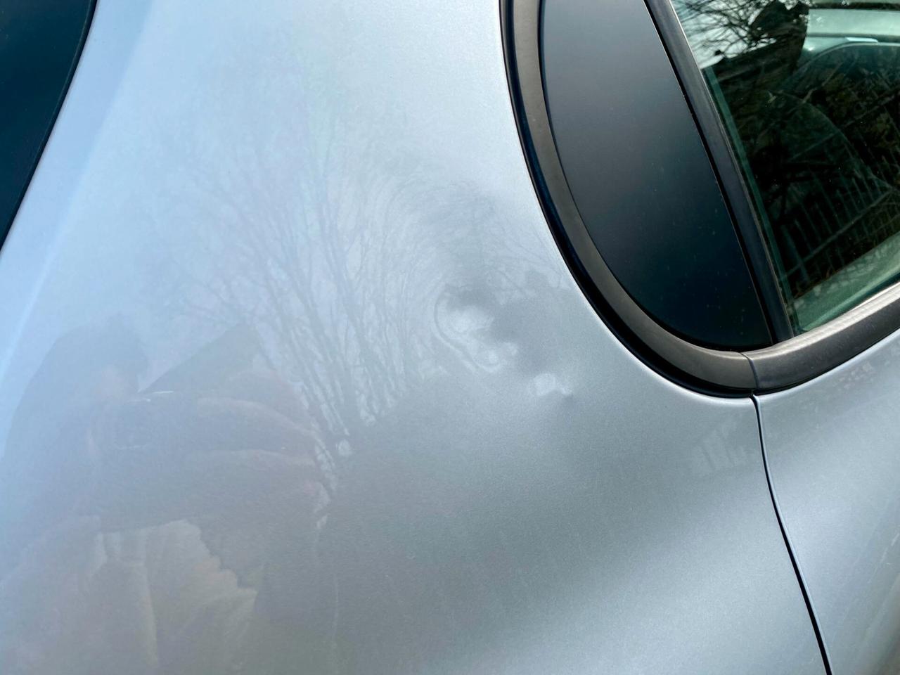 Peugeot 208 5p 1.2 puretech Active 82cv Distribuzione fatta!