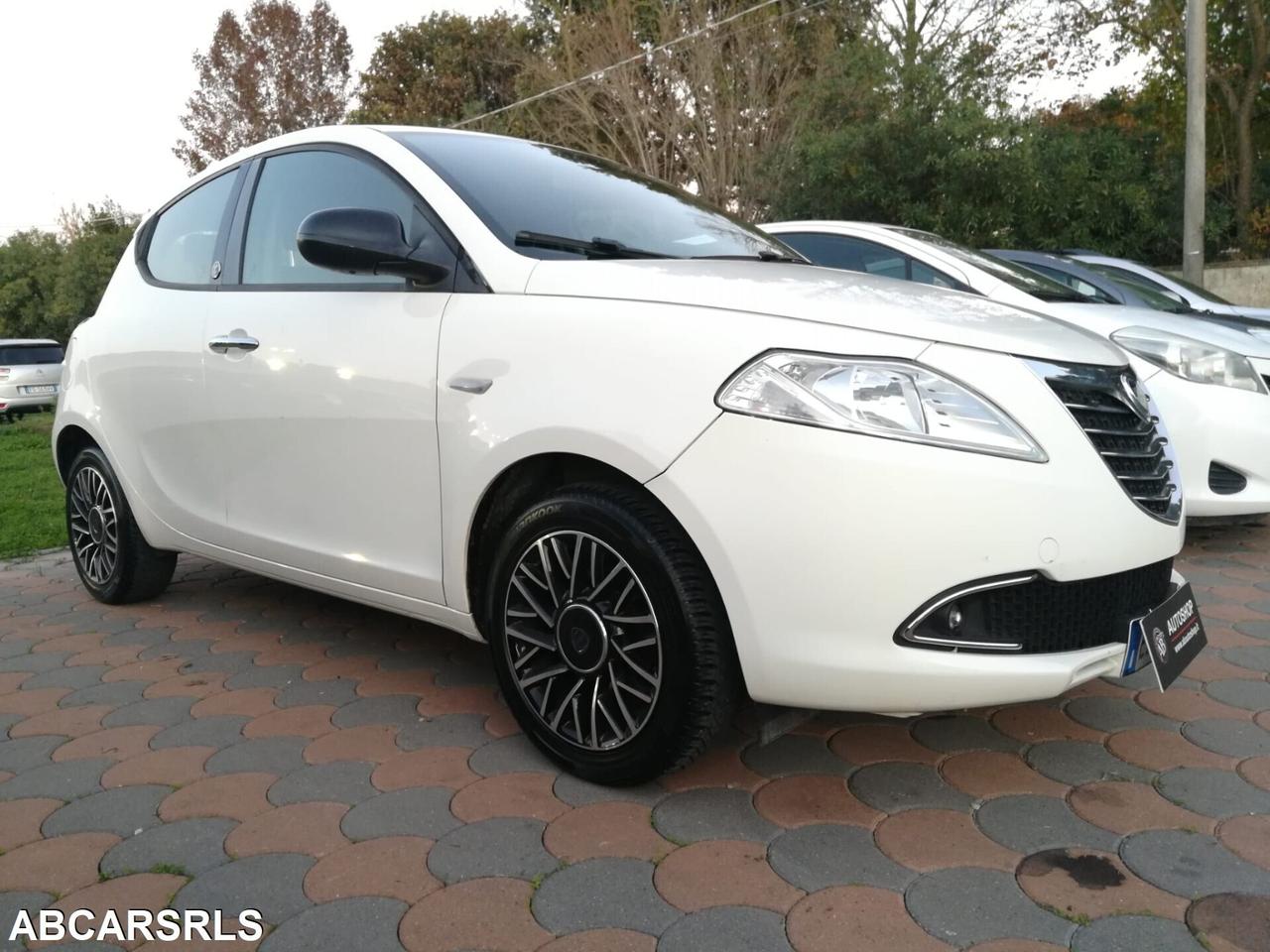 LANCIA - Ypsilon - 1.2 69 CV 5p. Gold - NEOPATENTA