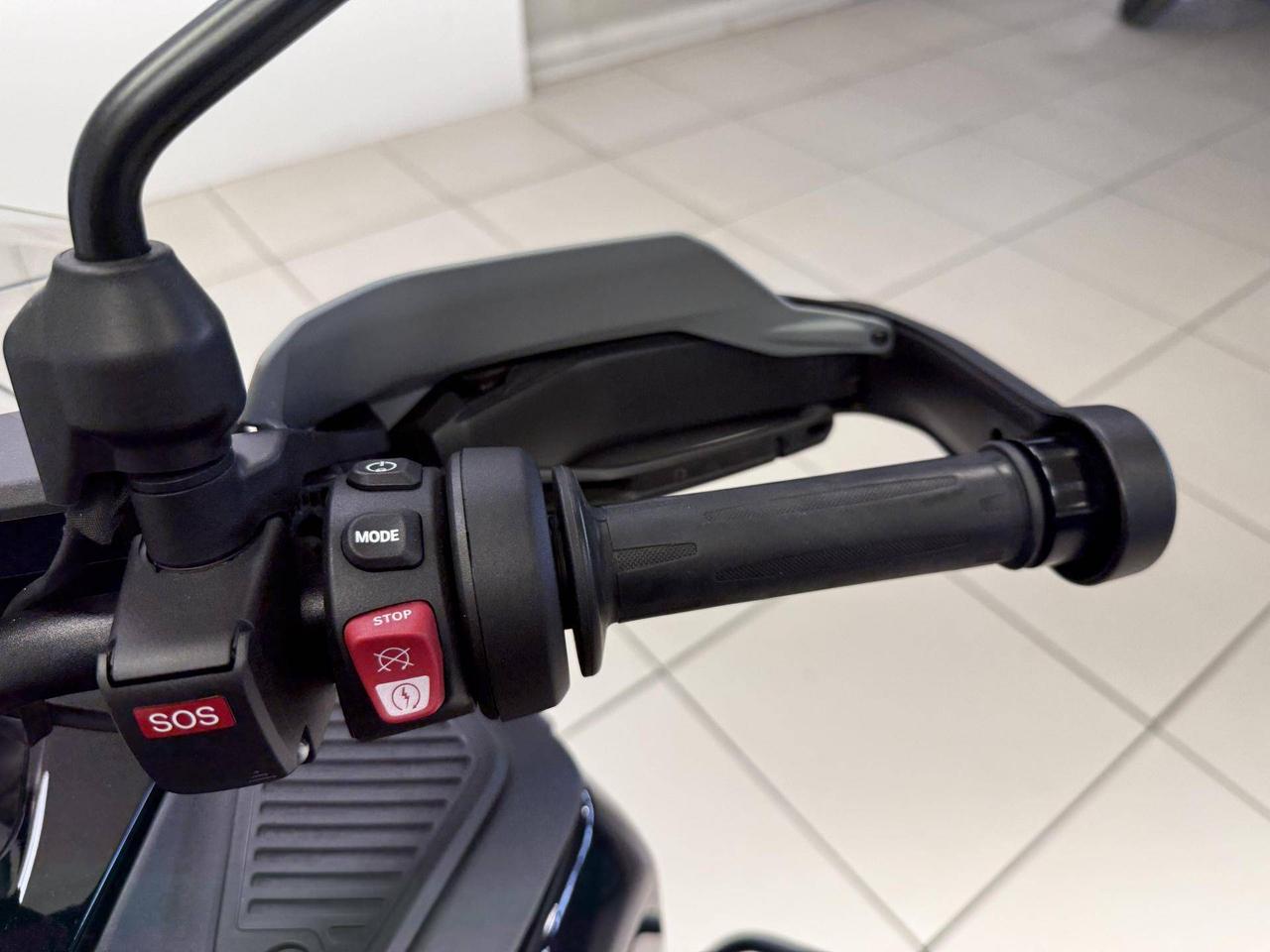 BMW R 1300 GS Adventure Triple Black