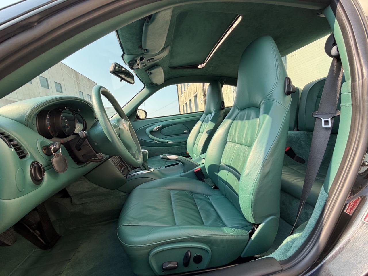Porsche 911 996 Carrera 4S Coupé