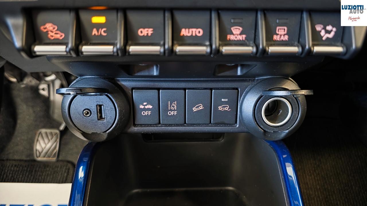 Suzuki Ignis HYBRID 4WD ALL GRIP TOP + GANCIO TRAINO
