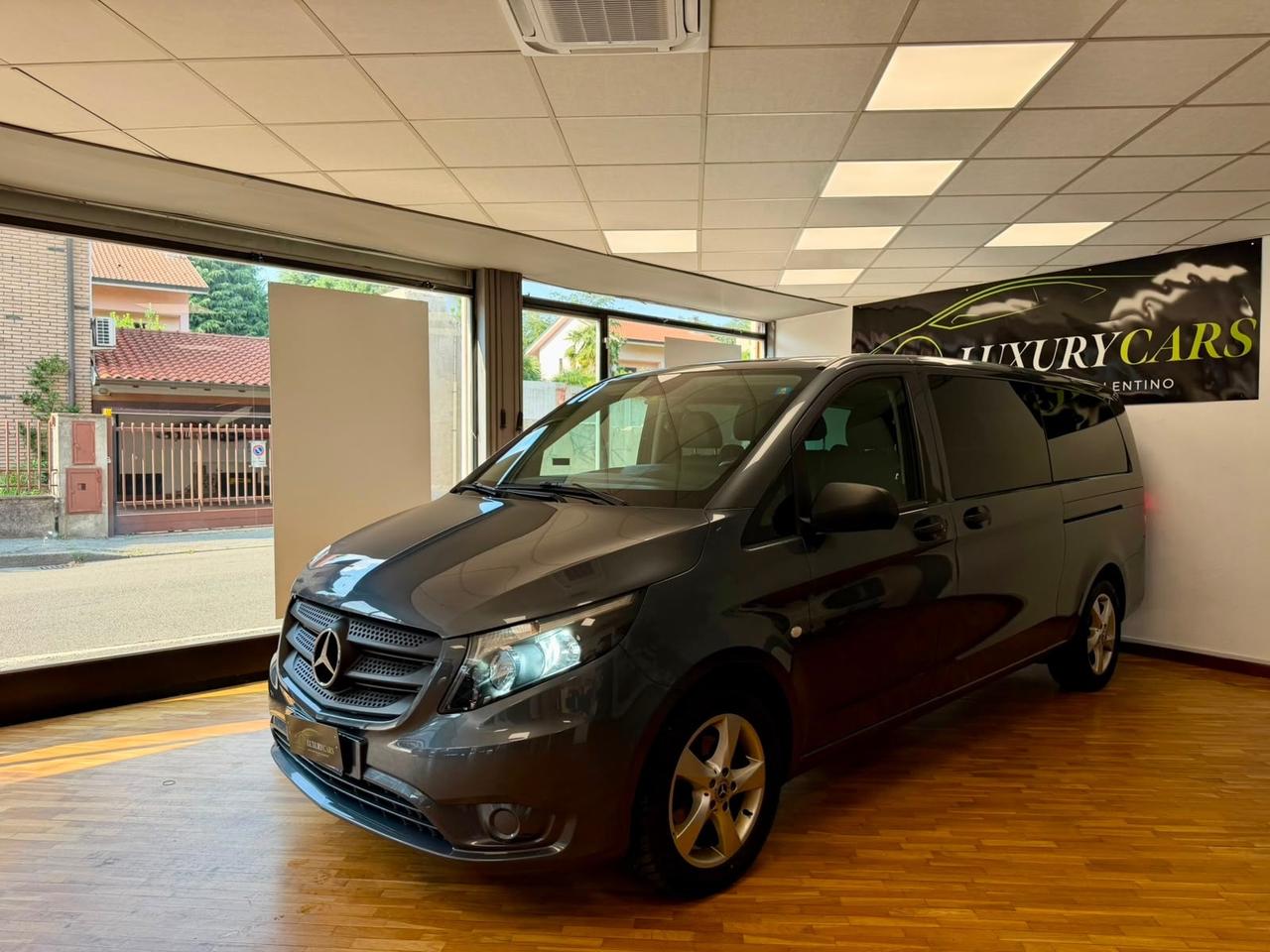 Mercedes-benz Vito MB VITO-TOURER 9PST 2.2CDI Extra-Long VIP