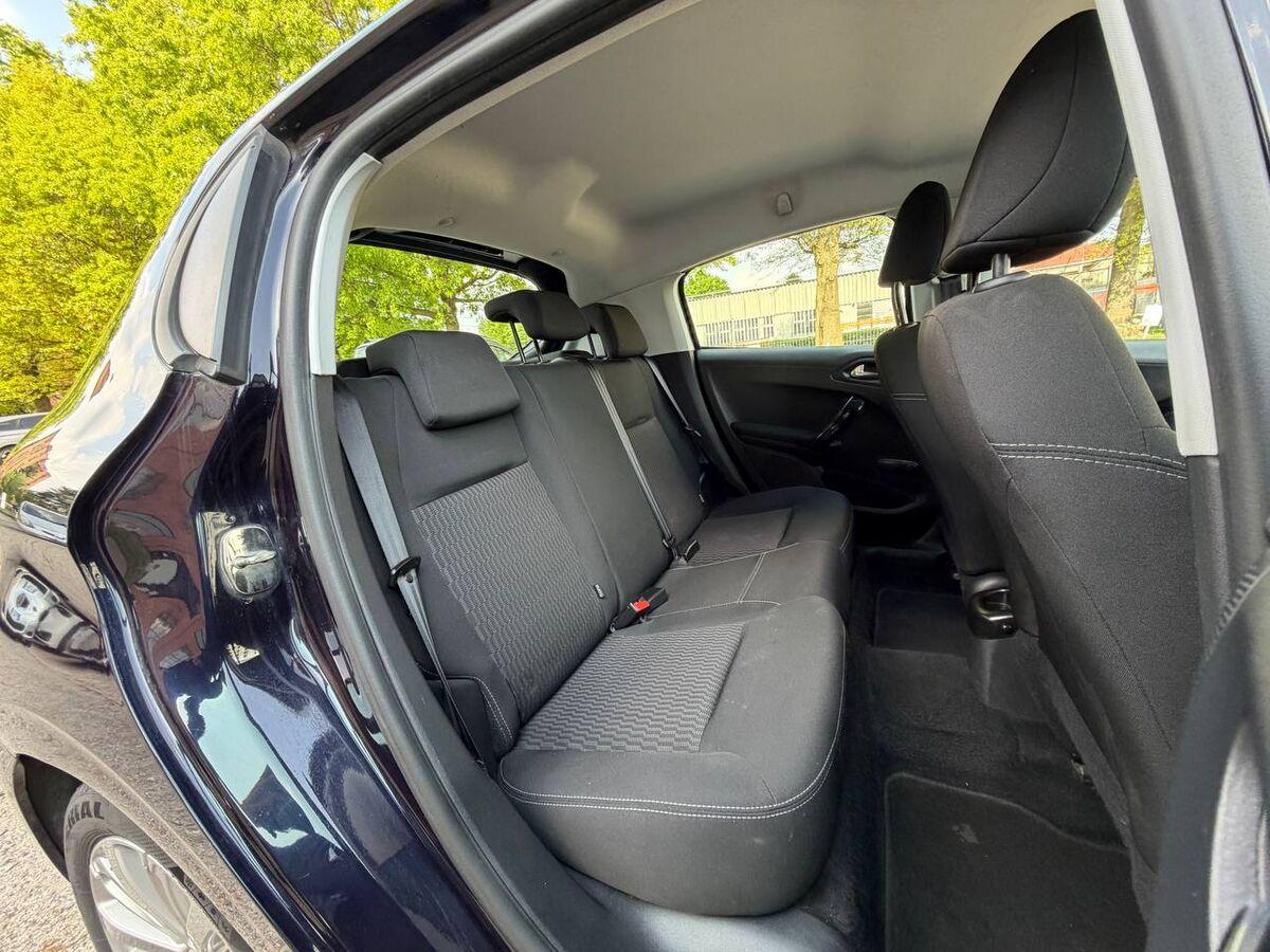 Peugeot 208 1.6 bluehdi Allure 75cv 5p CINGHIA SOSTITUITA