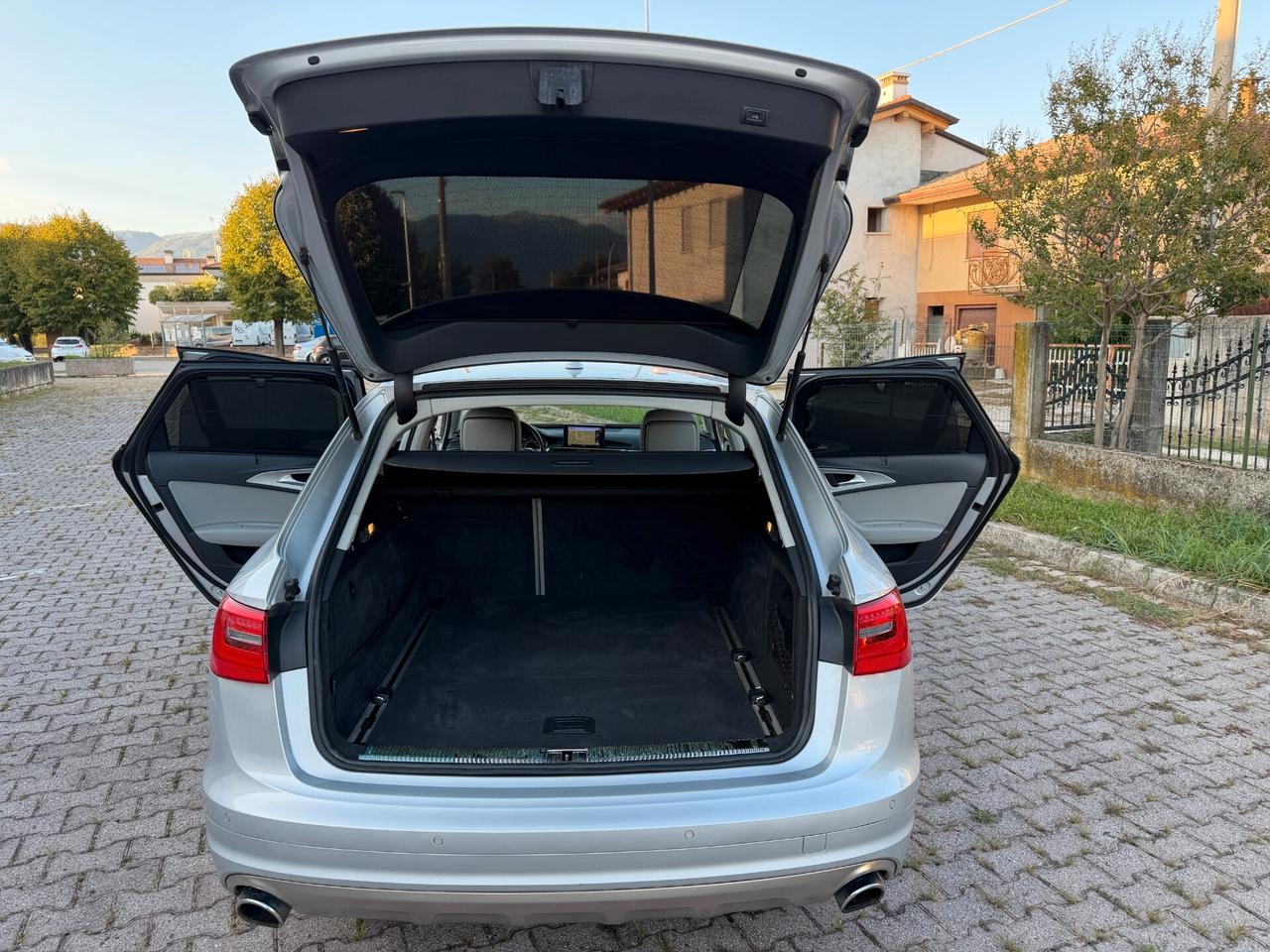 Audi A6 Allroad 3.0 TDI Quattro Business plus