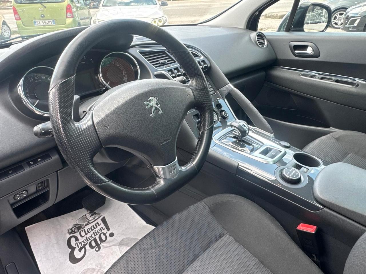 Peugeot 3008 HYbrid4 Garanzia