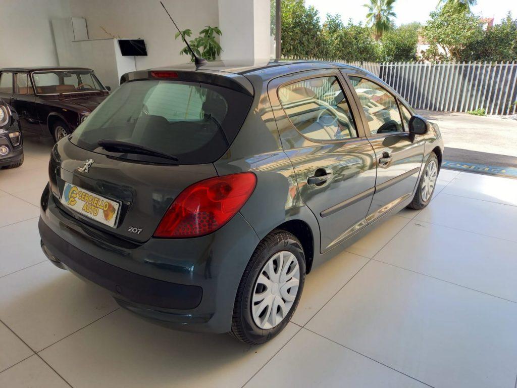 Peugeot 207 1.4 HDi 70CV 5p. X Line