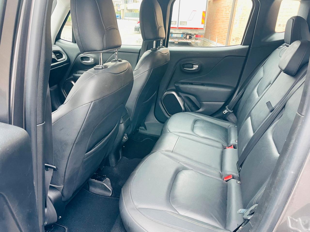 Jeep Renegade 1.6 Mjt 120 CV Limited- UNICO PROPRIETARIO- PARI AL NUOVO