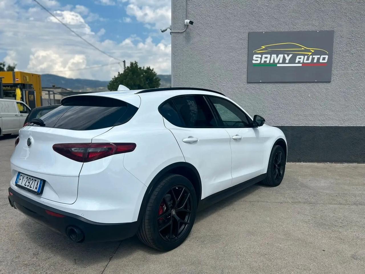 Alfa Romeo Stelvio 2.2 Turbodiesel 210 CV AT8 Q4 Business