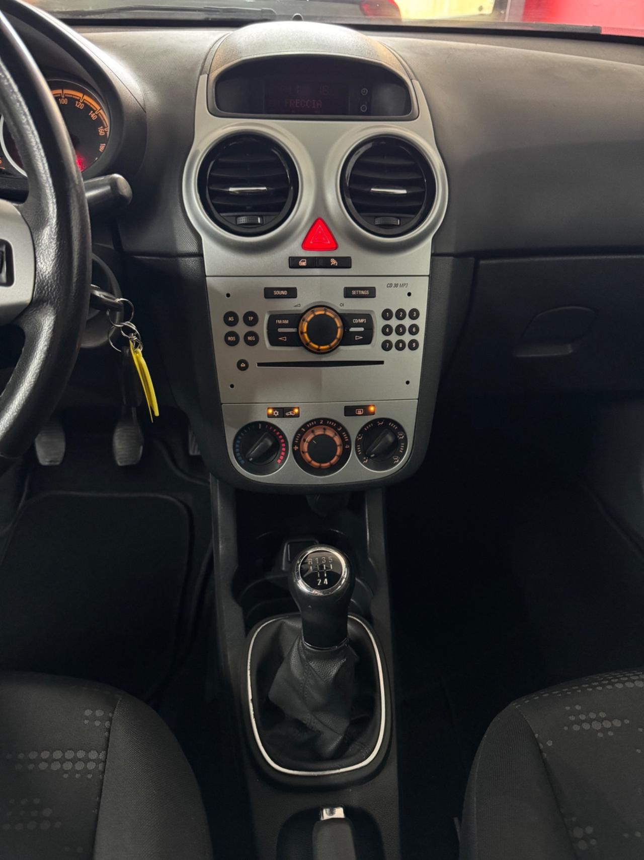 Opel Corsa 1.2 85CV 5 porte GPL-TECH Club