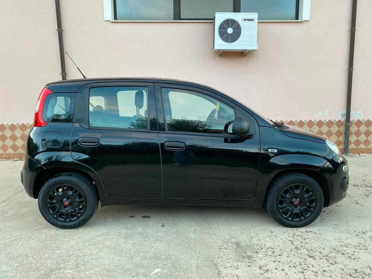 2018 FIAT PANDA POP