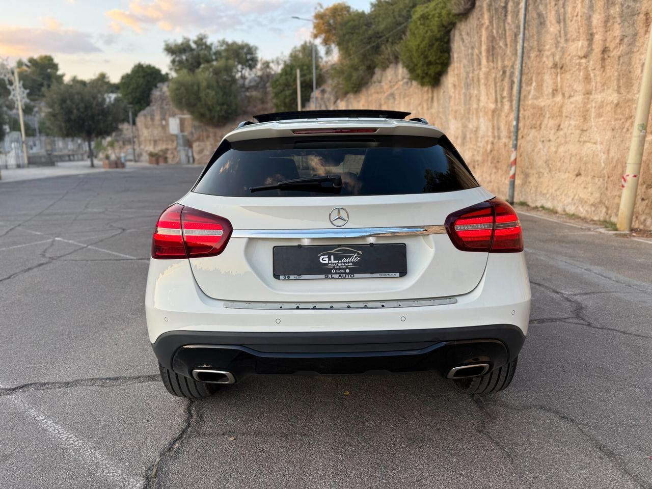 Mercedes GLA 200/2.2 136CV/CAR PLAY/TETTO/KYLESS