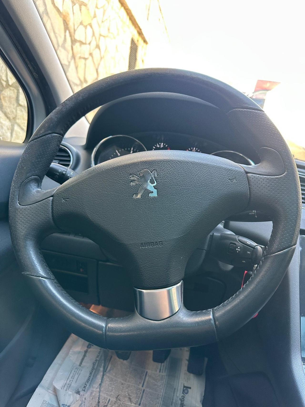 Peugeot 5008 1.6 VTi 120CV Tecno