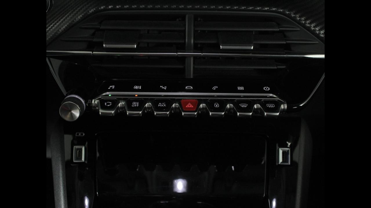 PEUGEOT 2008 II 2020 - 2008 1.2 puretech Allure Pack s&s 130cv
