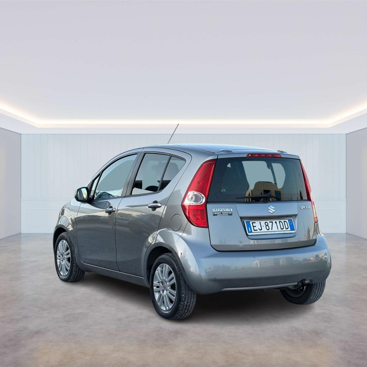 Suzuki Splash 1.0 benzina 2011 ok neop