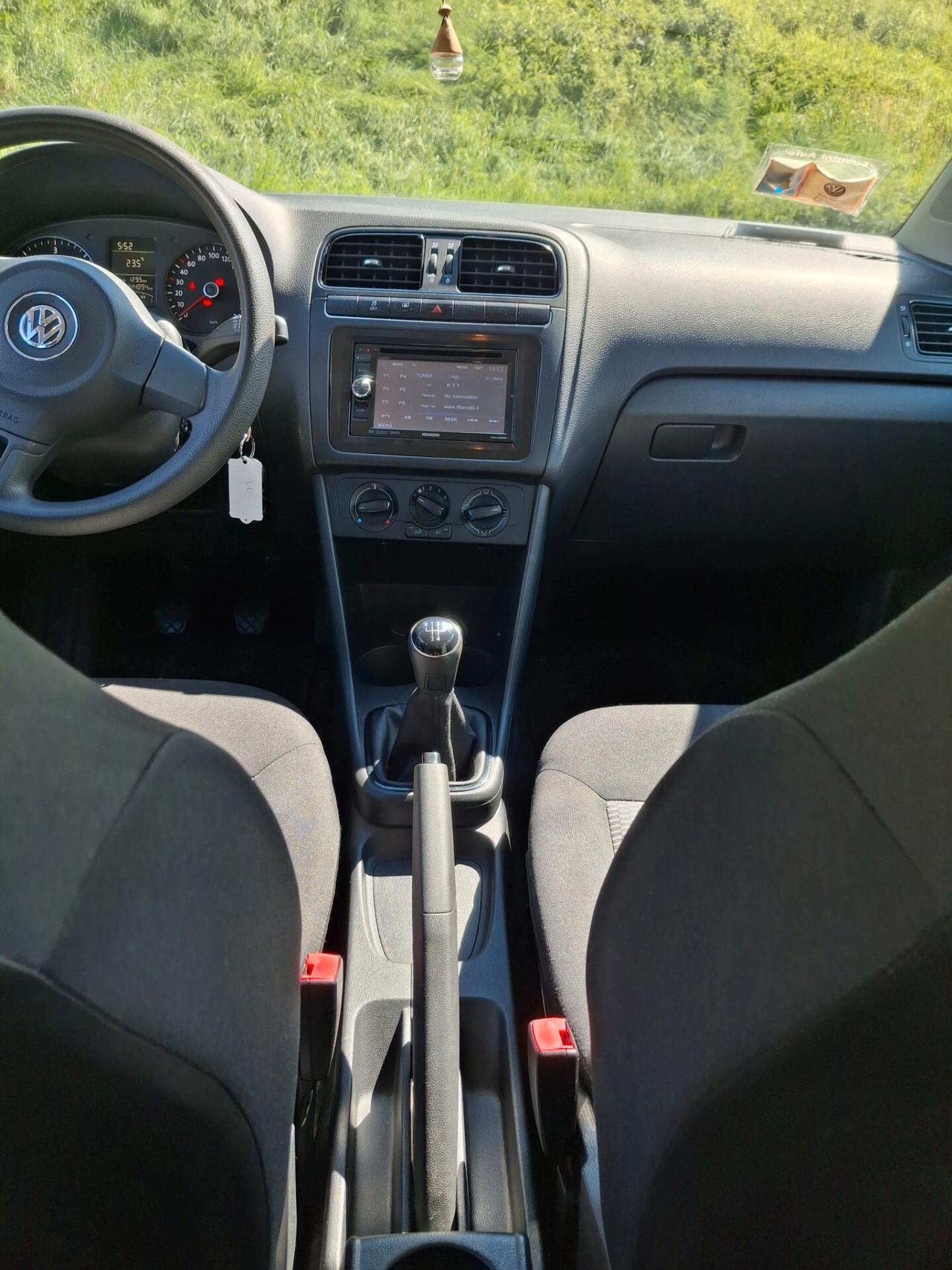 Volkswagen Polo 1.2 5 porte 75cv neo patentati