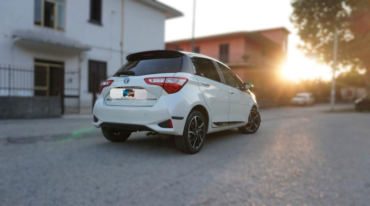 TOYOTA YARIS TREND WHITE EDITION 1.5 FULL HYBRID UINICO PROPRIETARIO