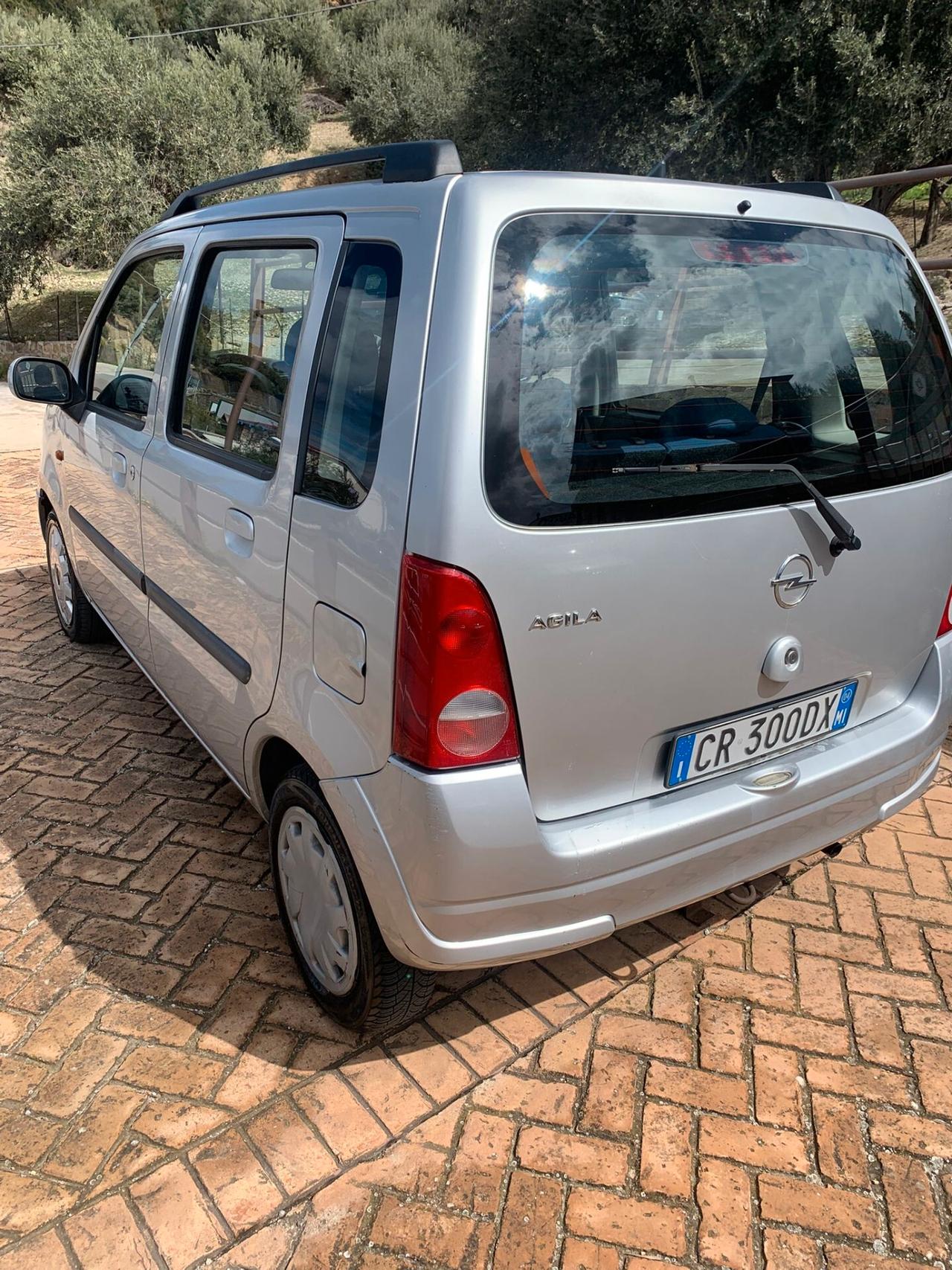 Opel Agila 1.0 12V Edition