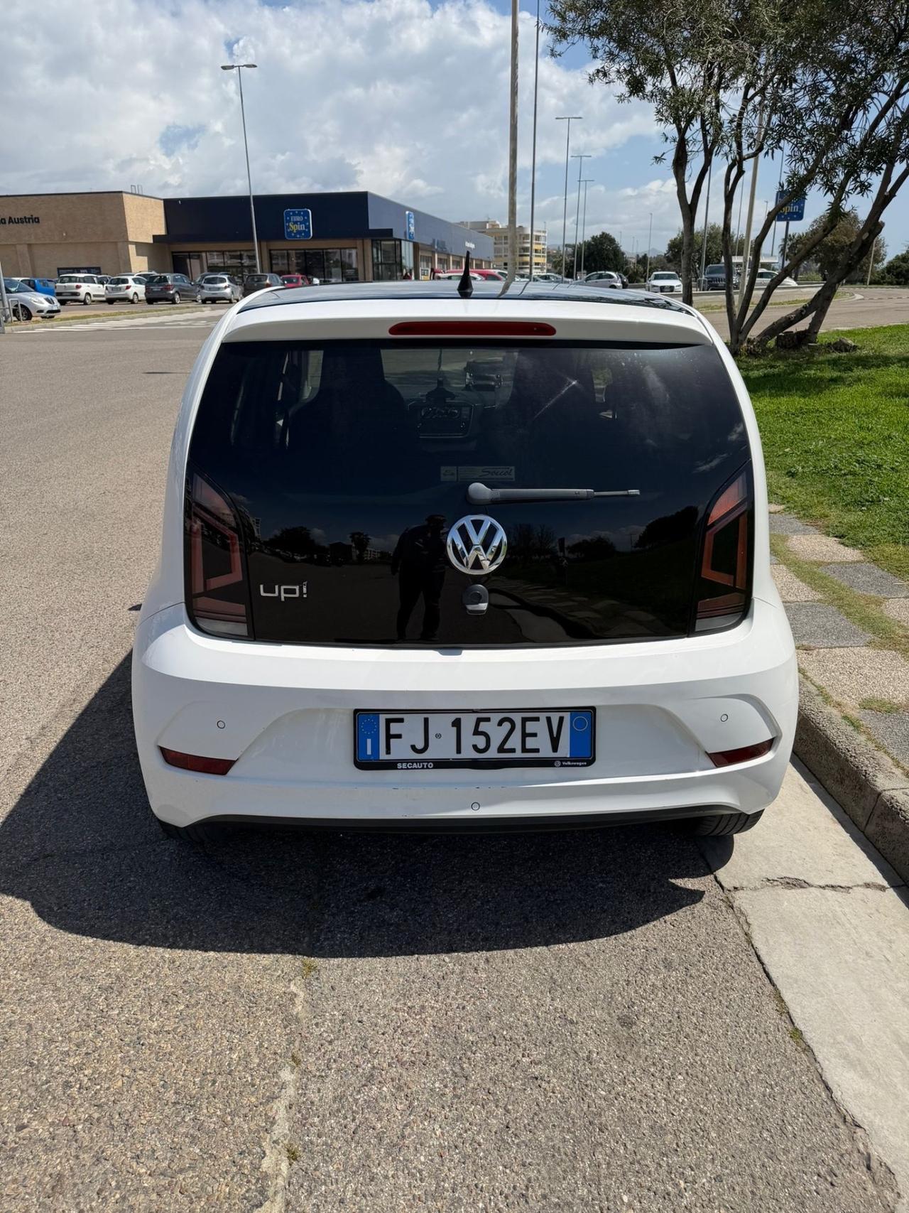 Volkswagen UP 1.0 Benzina-Anche Permuta-Garanzia