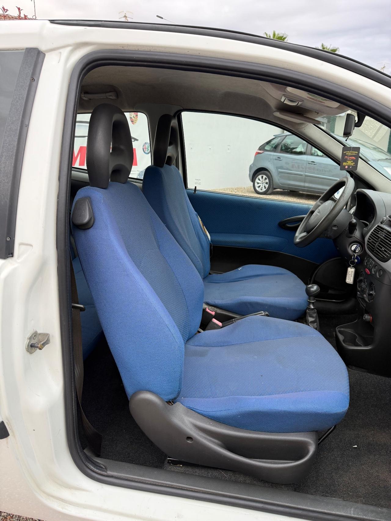 Fiat Punto 1.2i cat 5 porte ELX