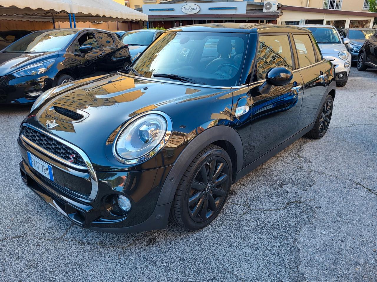 Mini 2.0 Cooper SD Hype 5 porte