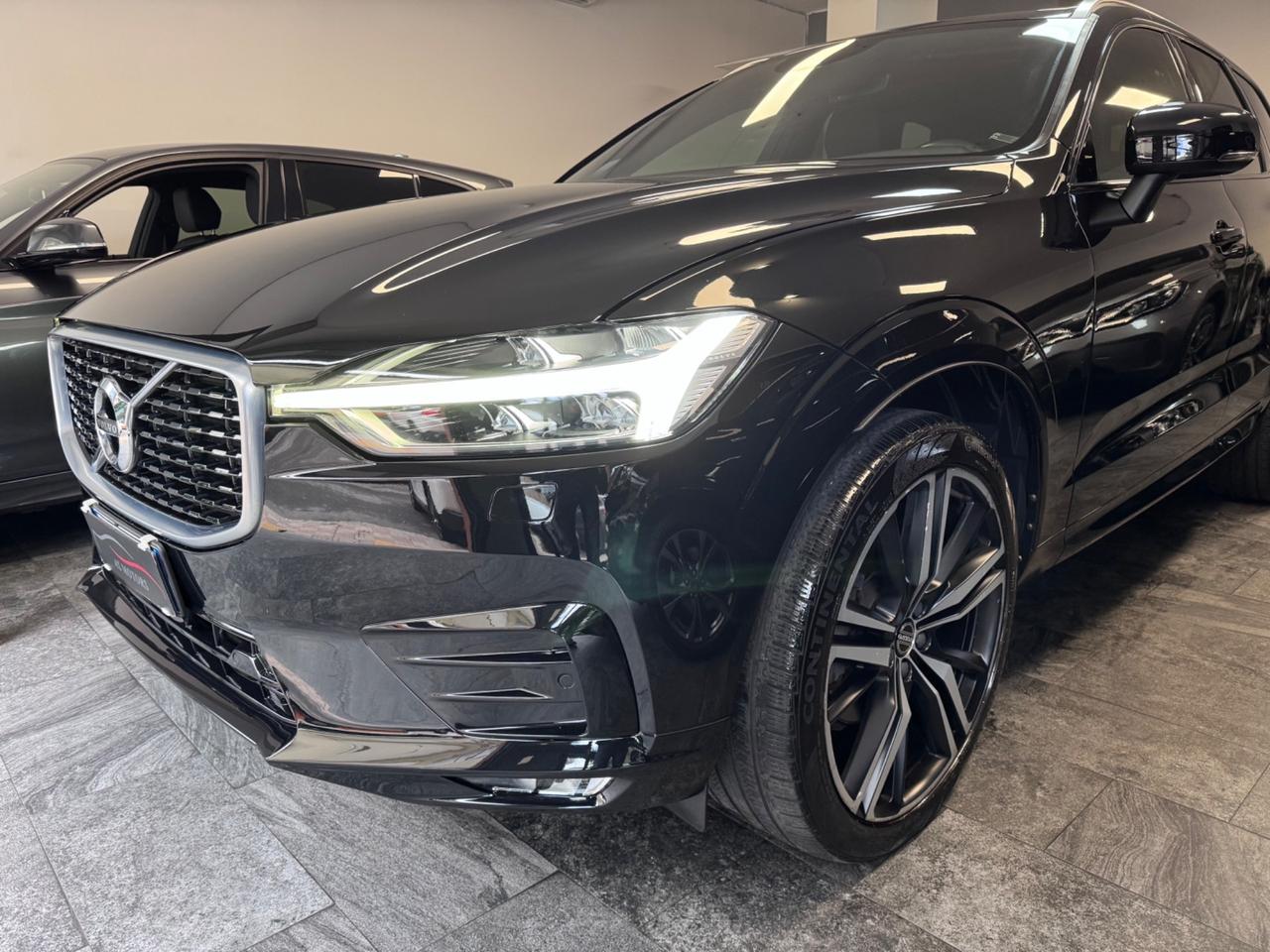 Volvo XC60 2.0 190 D4 AWD R-design IVA esposta