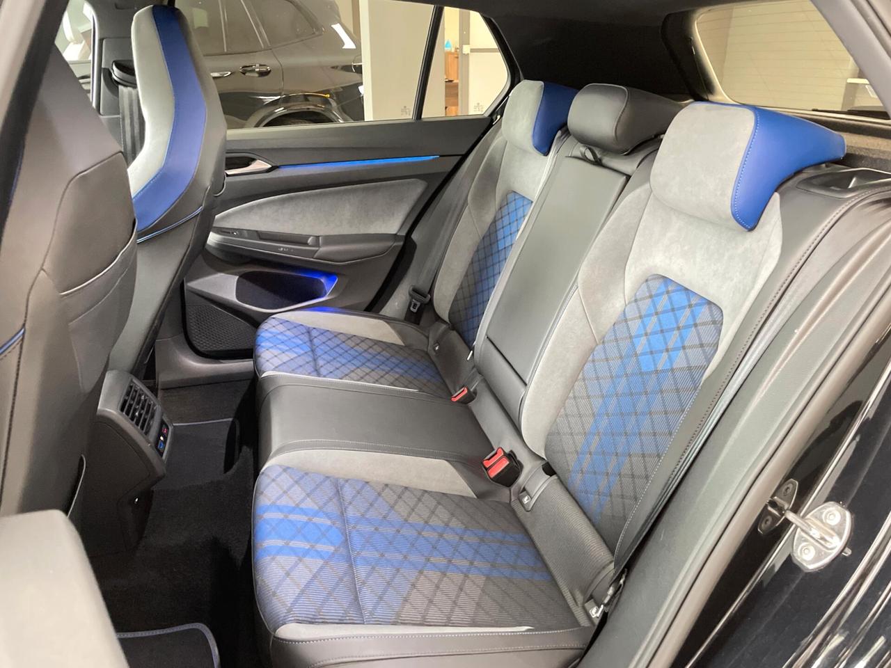 Volkswagen Golf 8ª serie R 2.0 tsi 4motion 320cv dsg