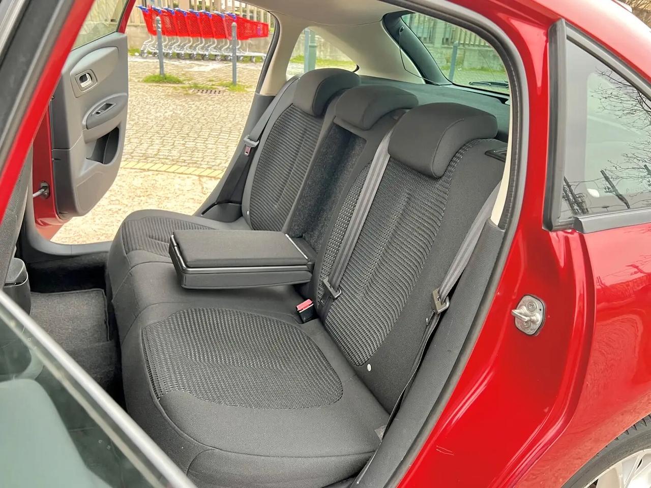 Citroen C4 Coupé 1.6 16V VTi 120CV VTR